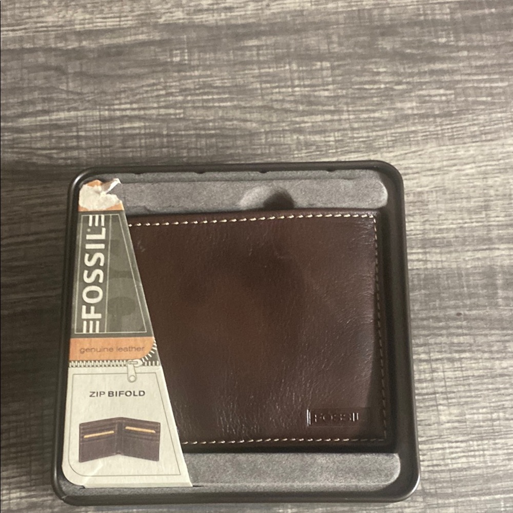 Fossil Brown Leather Wallet Classic Bifold Design